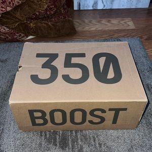 Yeezy Boost 350v2 Yecheil